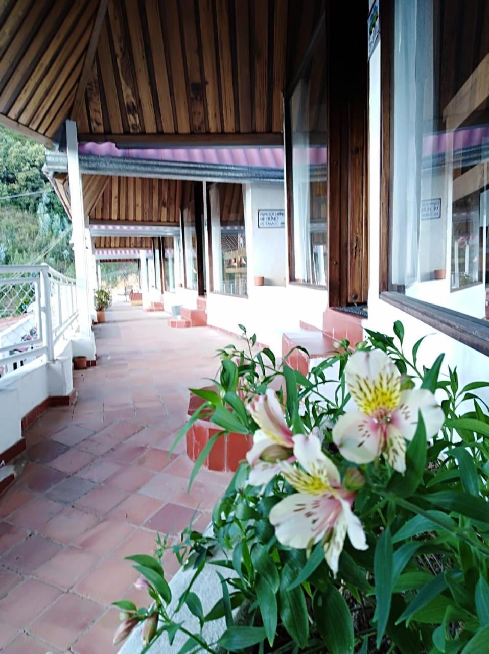 Hotel Cabanas El Rincon De Las Campanas Nobsa Esterno foto