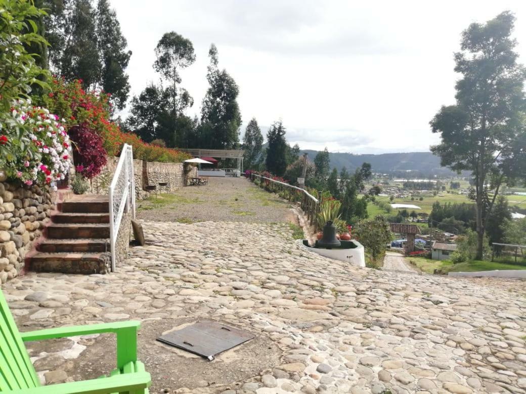 Hotel Cabanas El Rincon De Las Campanas Nobsa Esterno foto